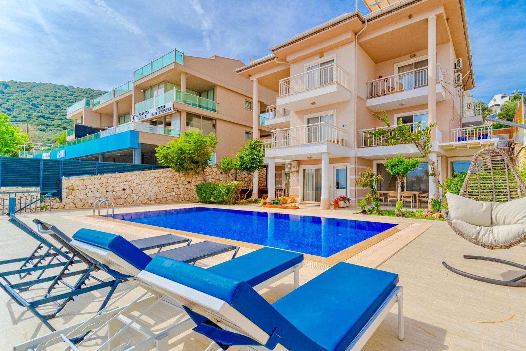 Holiday home Kalkan Merkezde Modern, Havuzlu Dublex *